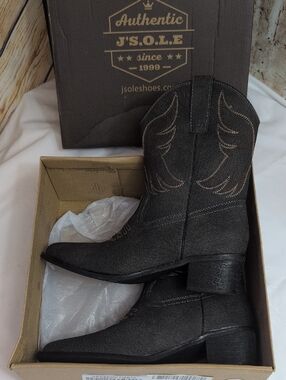 J's.O.Le Black Western Ankle Booties Size 7.5